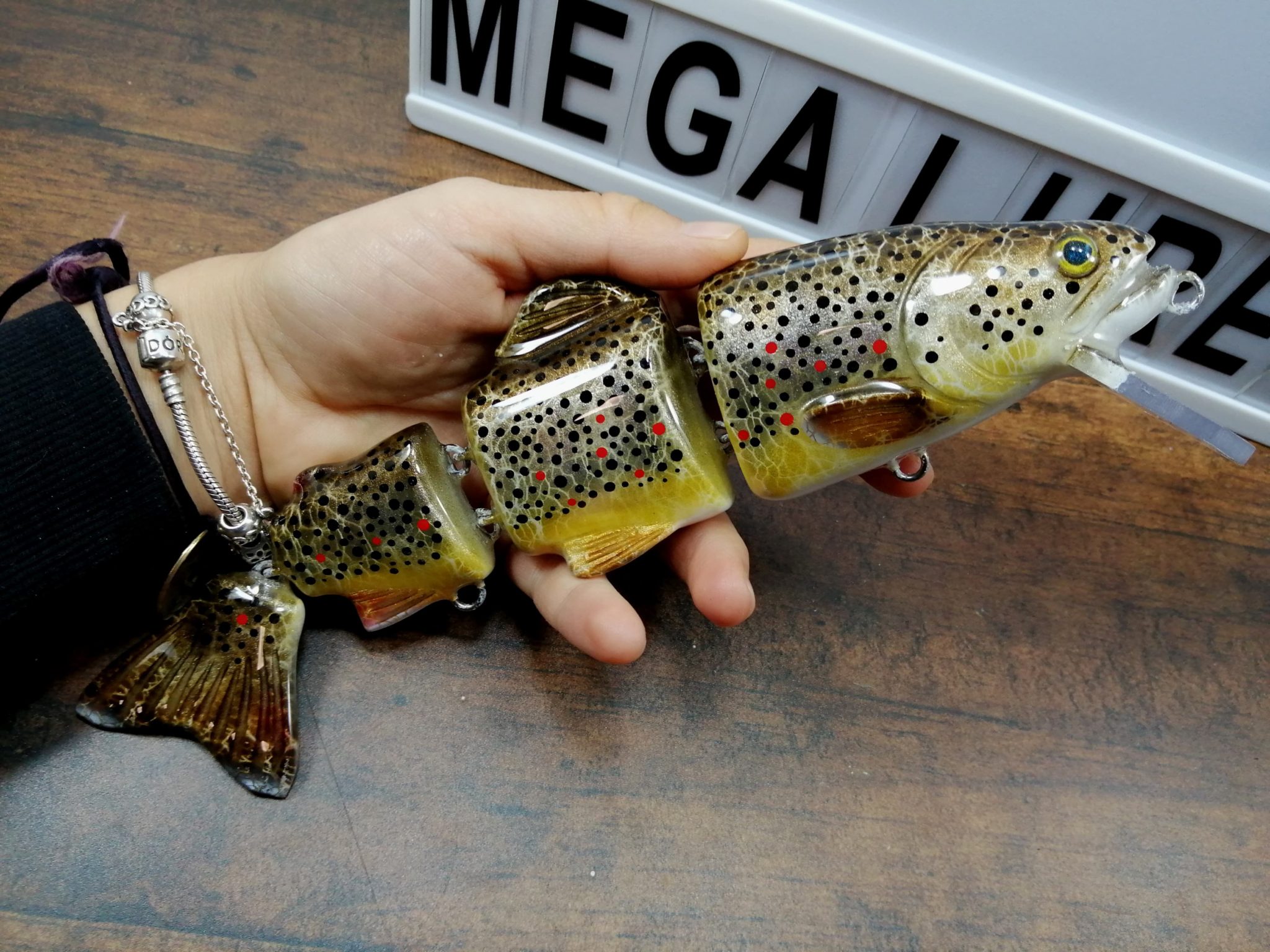 Mega Lures - Electra 9 inch - Strawberry